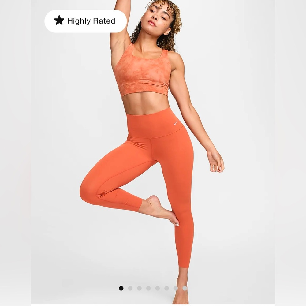 Nike Zenvy
Women's Gentle-Support High-Waisted 7/8 Leggings